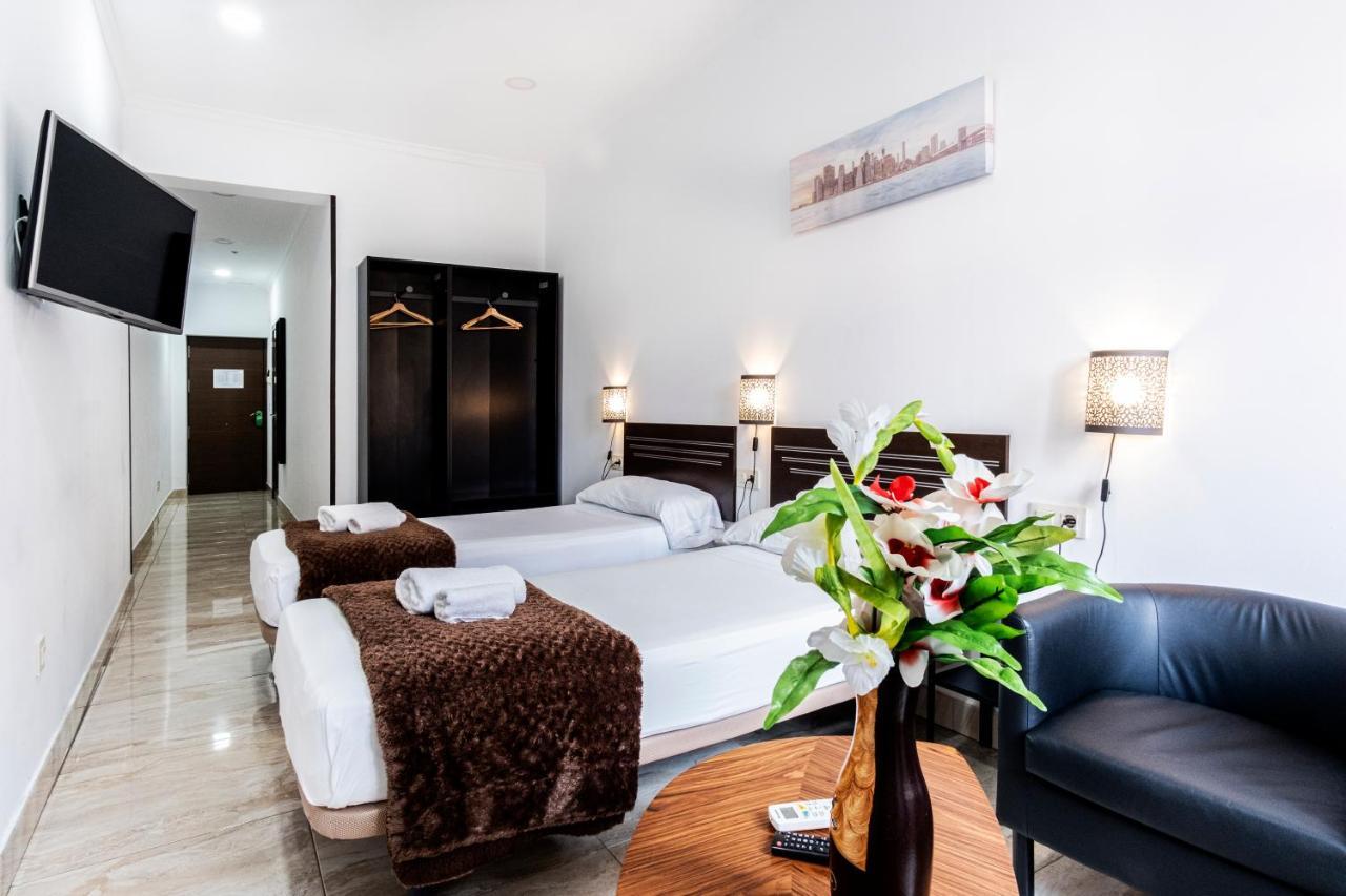 Hostal Rincon De Sol - Centro Madrid - Self Checkin Bagian luar foto
