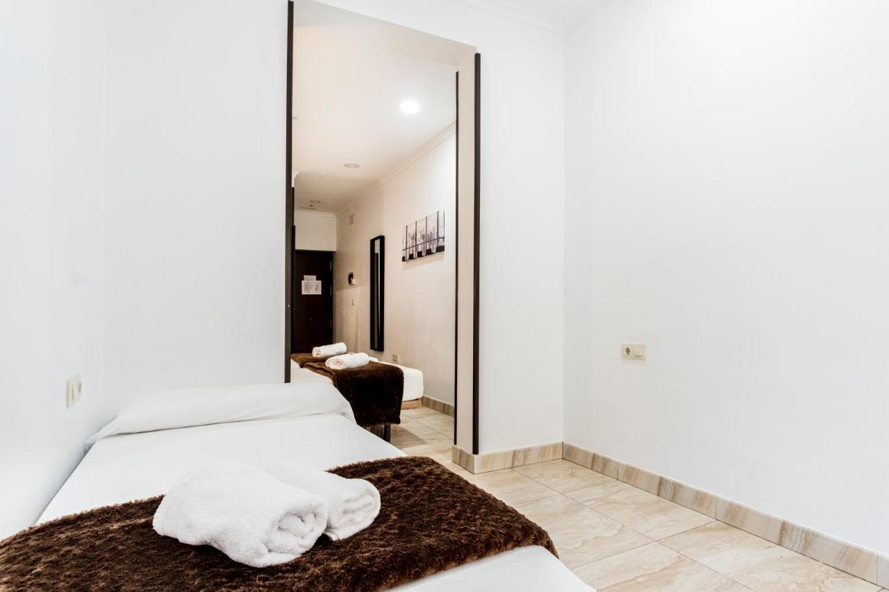 Hostal Rincon De Sol - Centro Madrid - Self Checkin Bagian luar foto