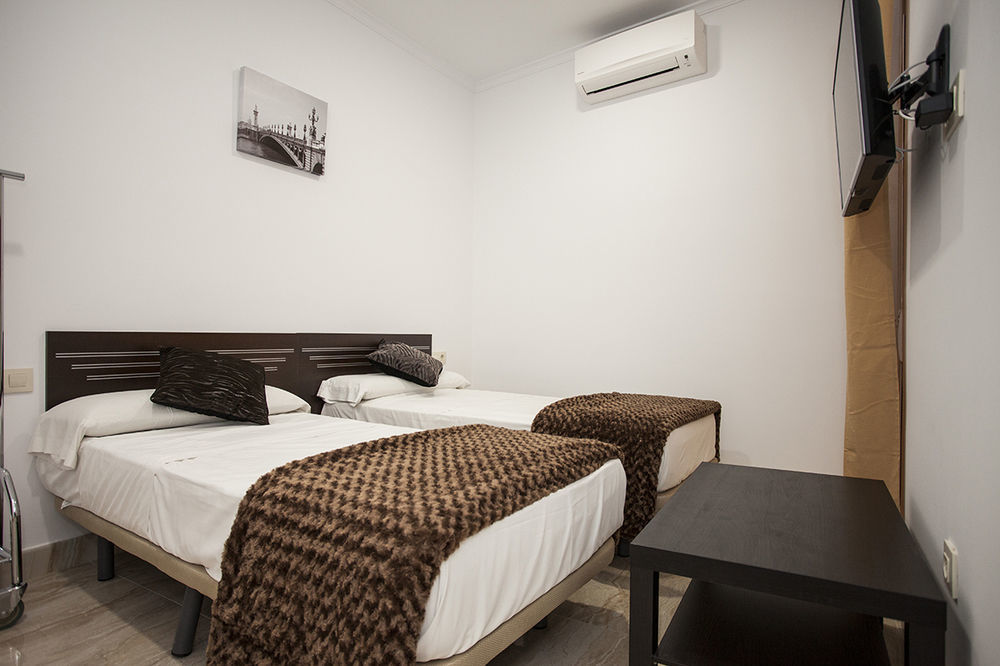 Hostal Rincon De Sol - Centro Madrid - Self Checkin Bagian luar foto