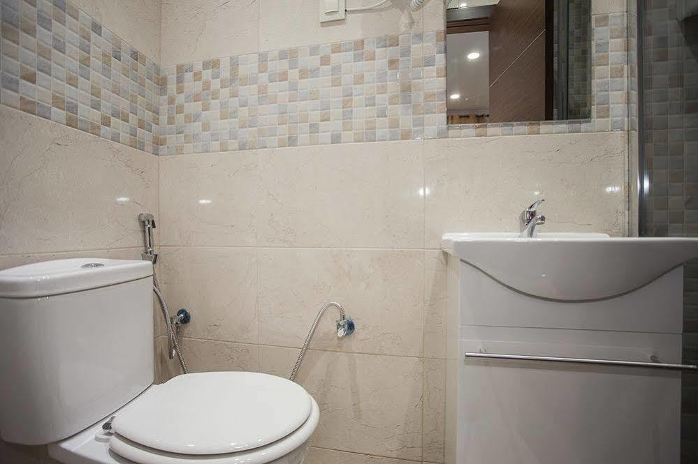 Hostal Rincon De Sol - Centro Madrid - Self Checkin Bagian luar foto